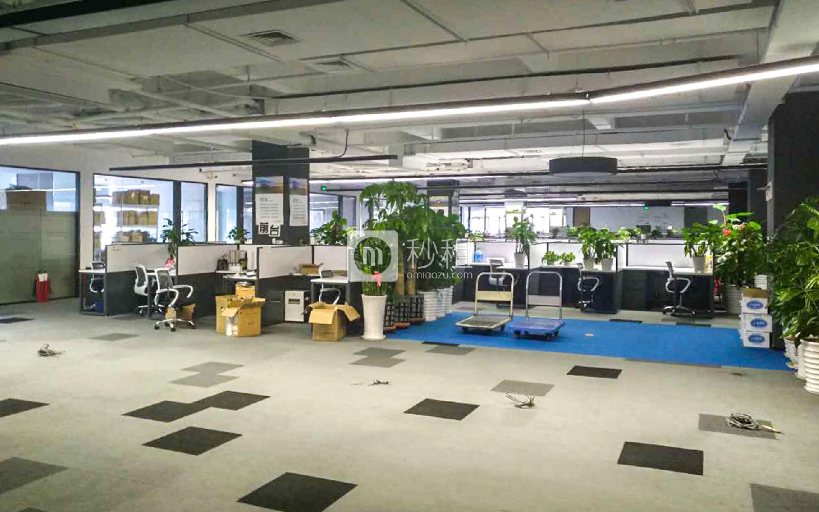 清华紫光信息港写字楼出租3525平米精装办公室95元/m².月