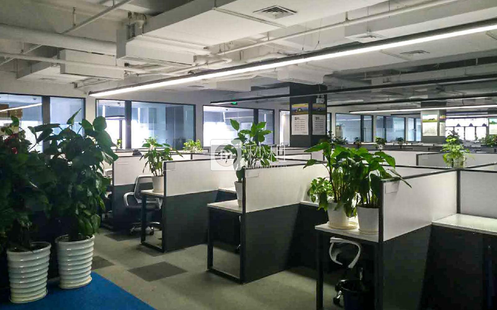 清华紫光信息港写字楼出租3525平米精装办公室95元/m².月