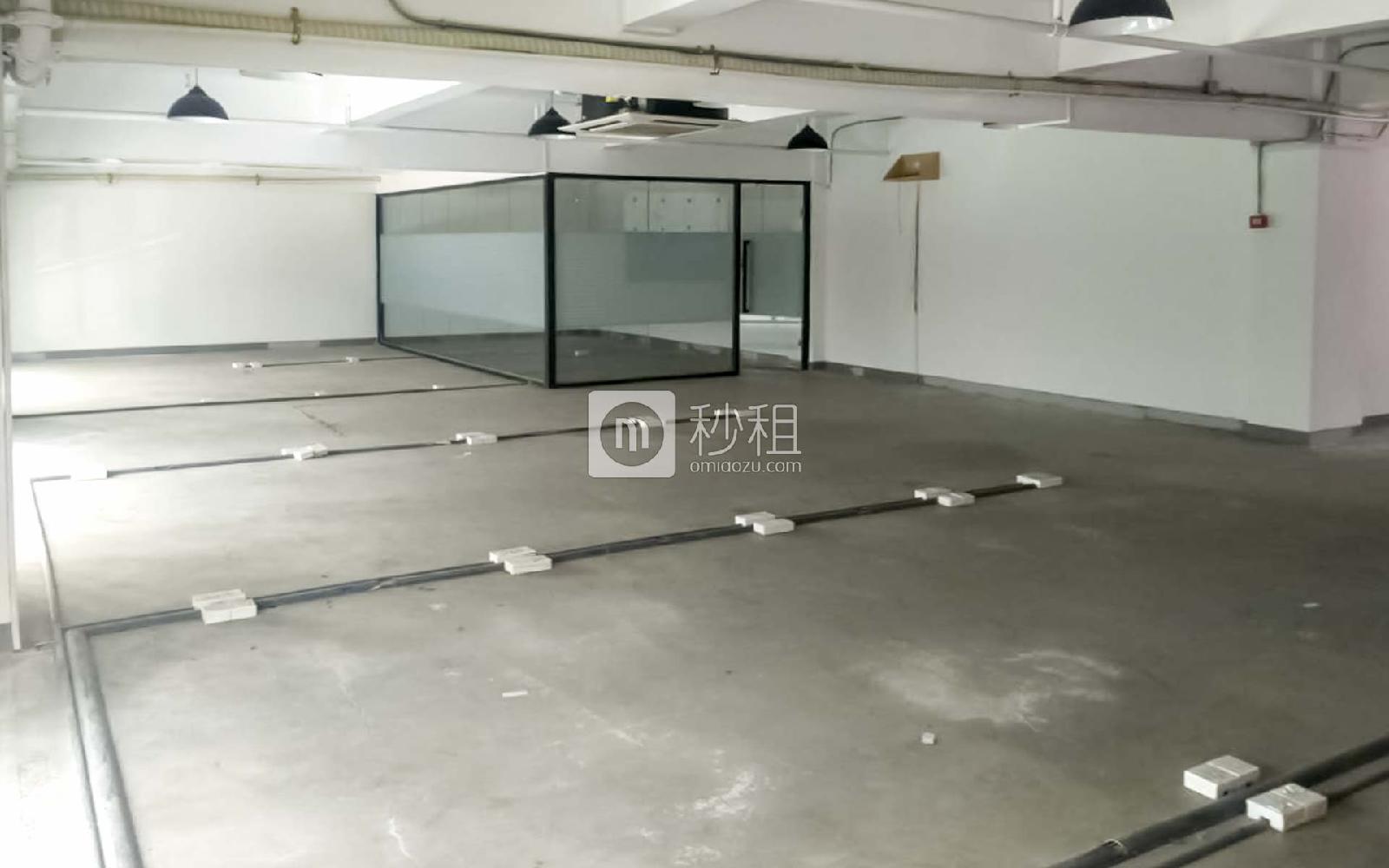 云谷创新产业园（二期）写字楼出租520平米精装办公室102元/m².月