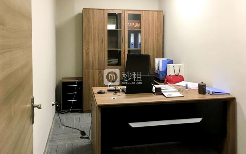 前海荔源广场写字楼出租256平米精装办公室125元/m².月