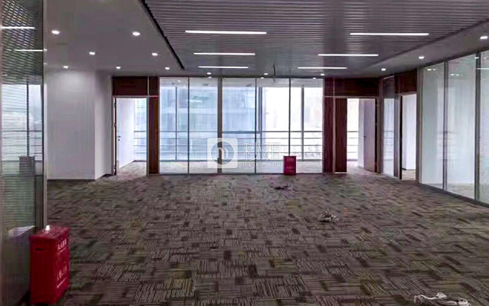星河WORLD（二期）写字楼出租169平米精装办公室138元/m².月