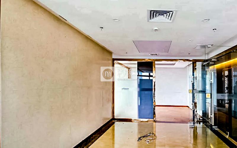 新世界中心寫字樓出租292平米精裝辦公室190元/m2.月