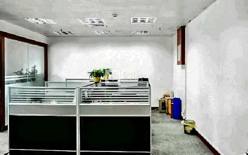 新世界中心寫字樓出租126平米精裝辦公室158元/m2.月