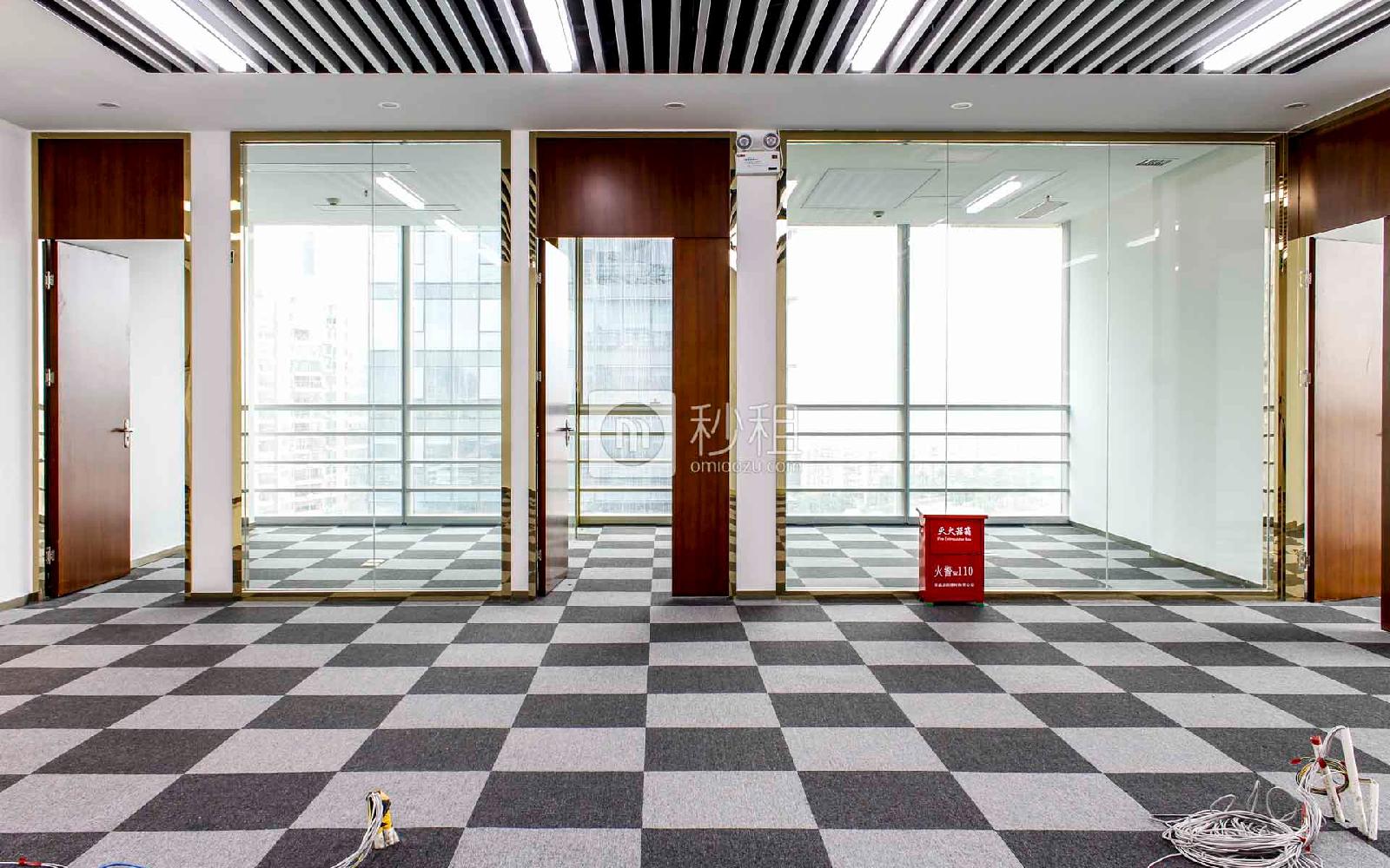 星河WORLD（二期）写字楼出租318平米精装办公室128元/m².月