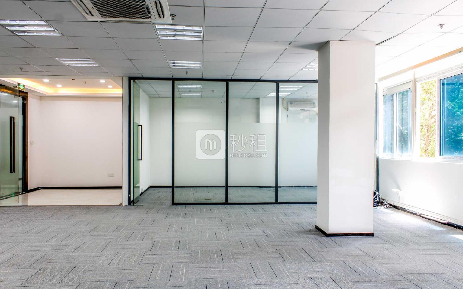中泰数据大厦写字楼出租262平米精装办公室60元/m².月