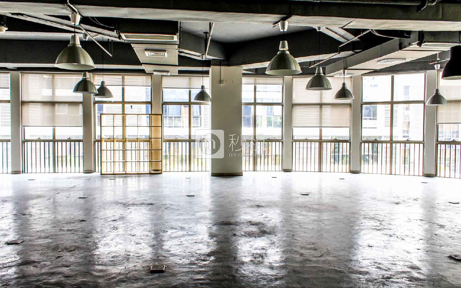 万融大厦写字楼出租480平米精装办公室145元/m².月