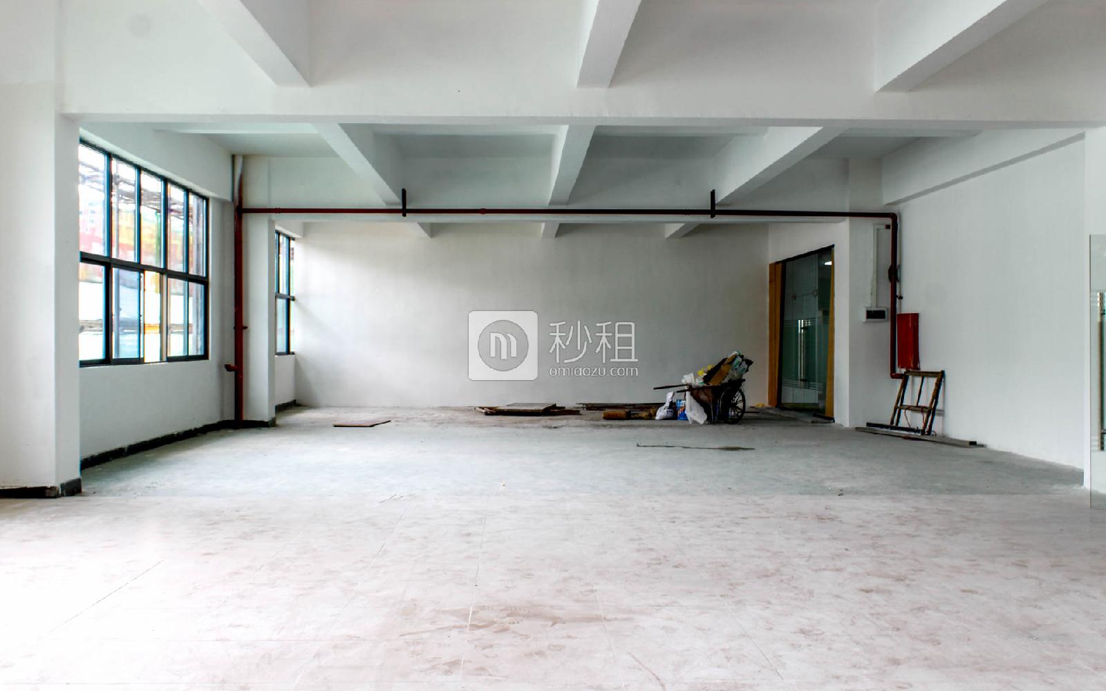 华辉创新园写字楼出租218平米简装办公室50元/m².月