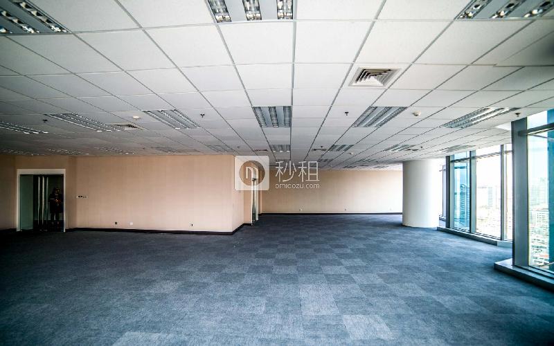 远雄国际广场写字楼出租667平米简装办公室5元/m²/天