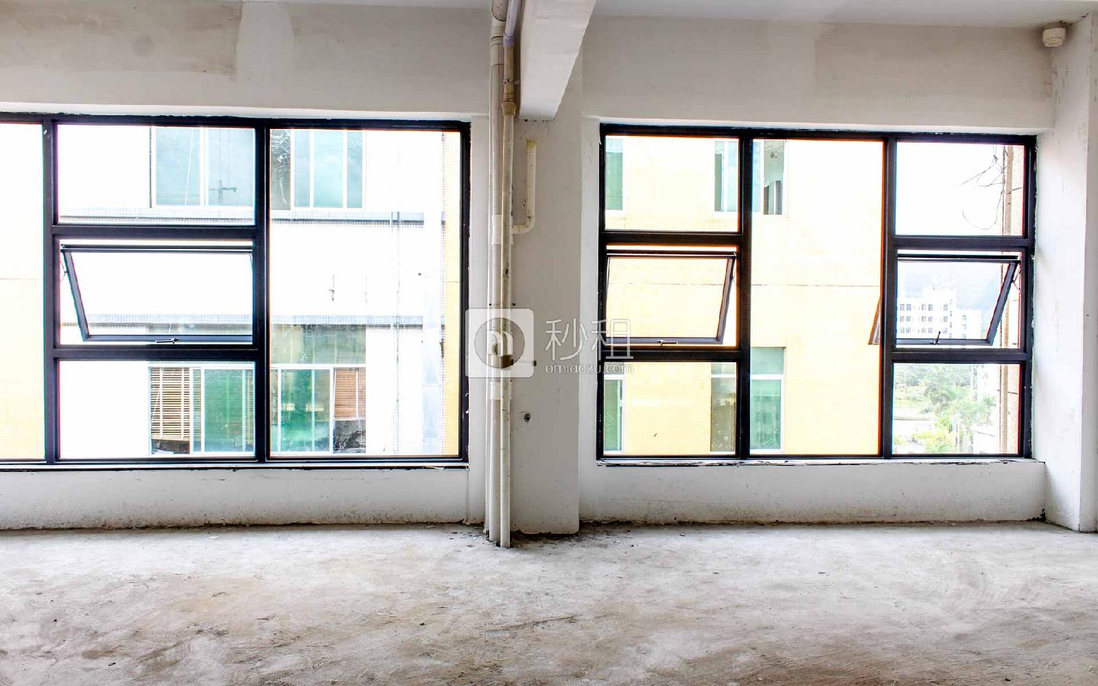 城市山海中心写字楼出租98平米简装办公室65元/m².月