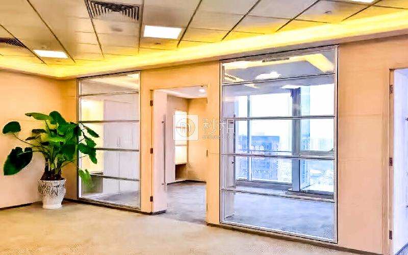 荣超英隆大厦写字楼出租170平米精装办公室85元/m².月