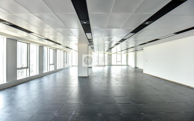 上实中心写字楼出租310平米简装办公室7元/m²/天