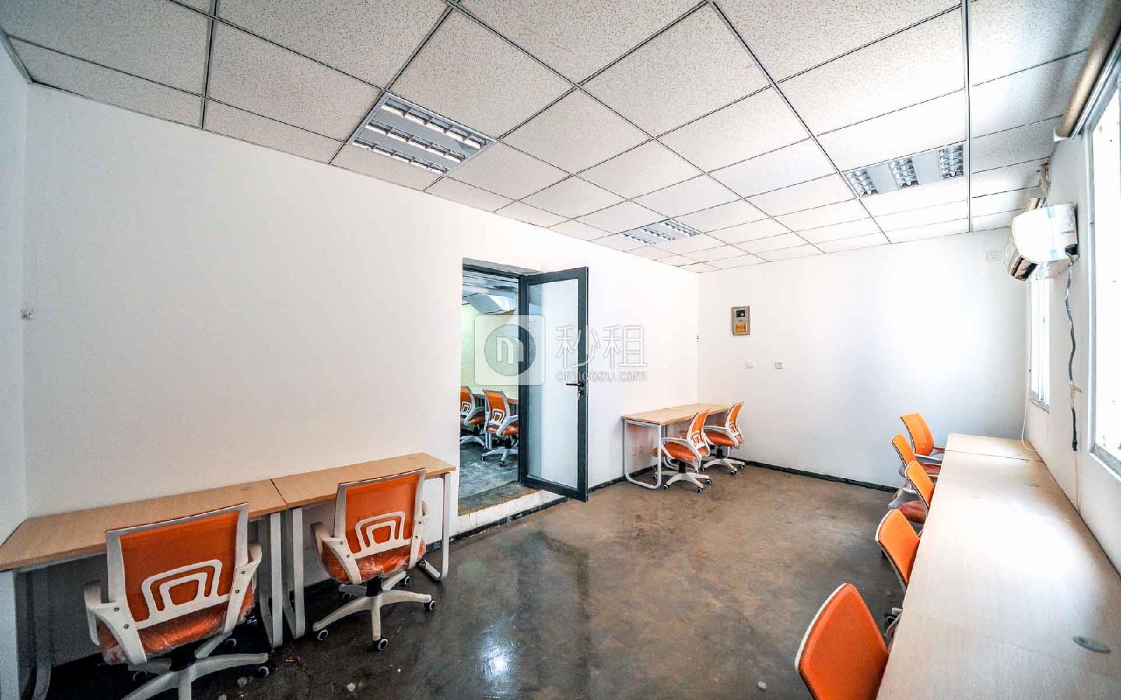 和众天成-创富港写字楼出租59平米精装办公室11370元/间.月