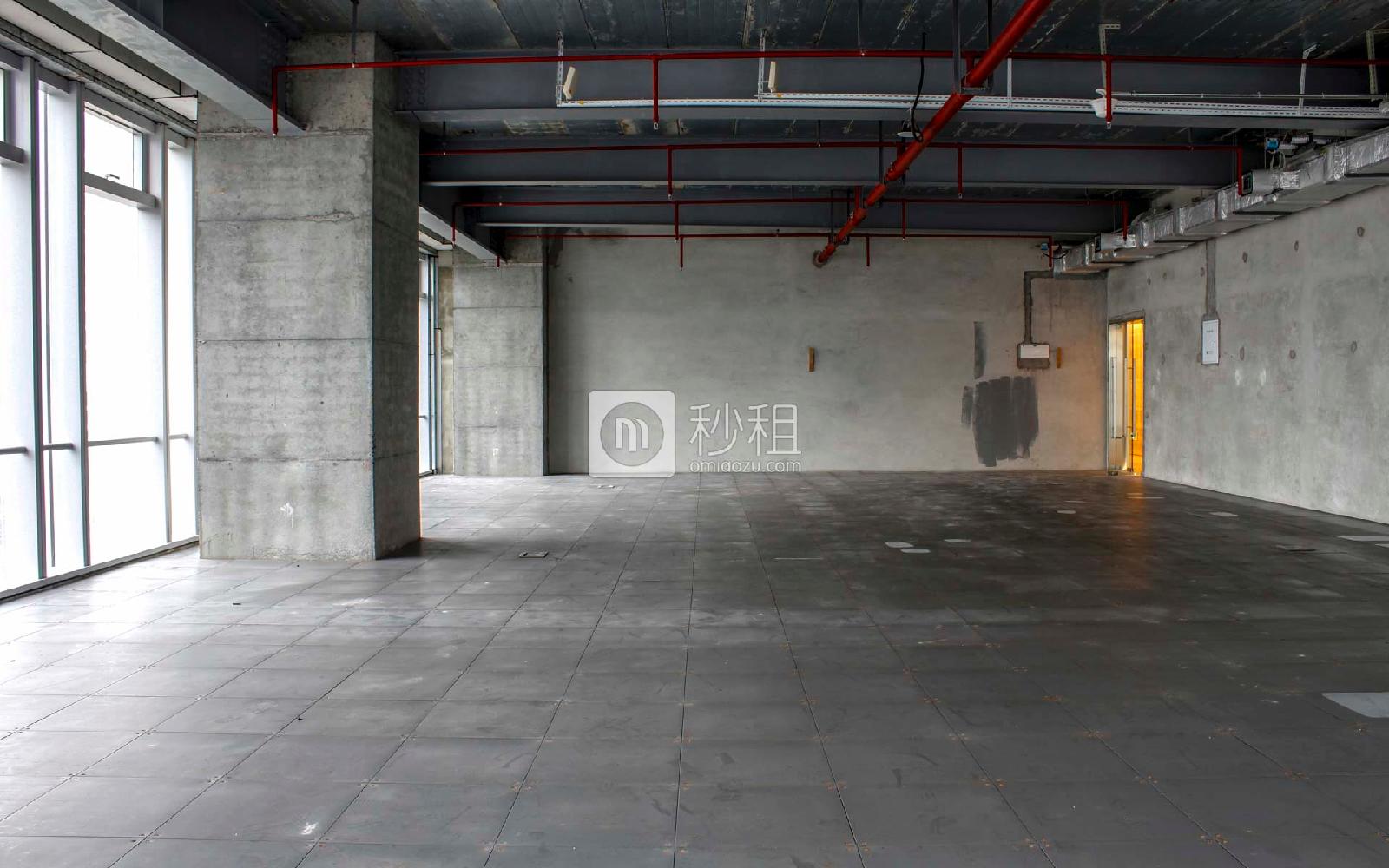 航天科技广场写字楼出租487平米毛坯办公室215元/m².月
