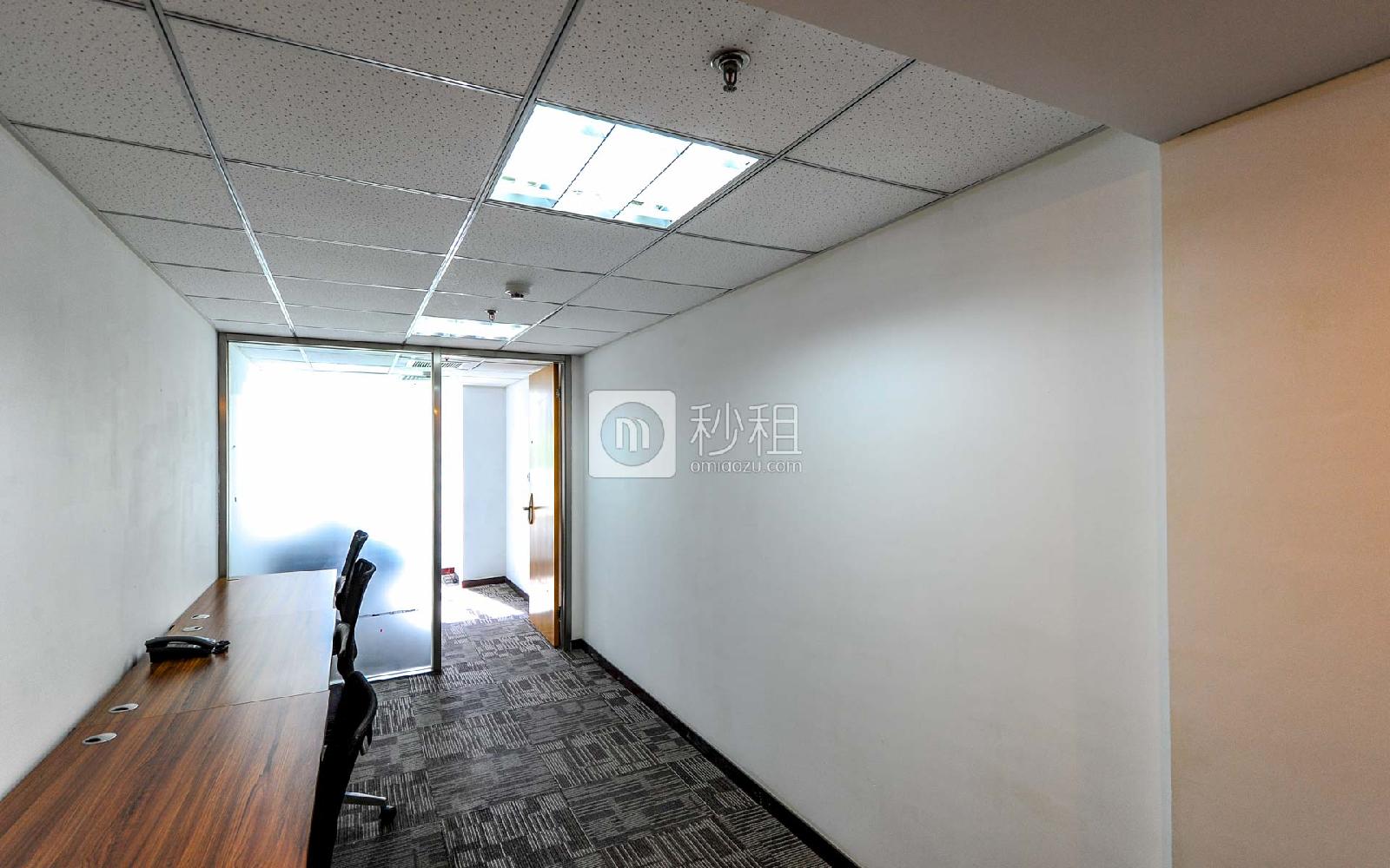 恋日国际-世鳌国际商务中心写字楼出租30平米精装办公室9500元/间.月