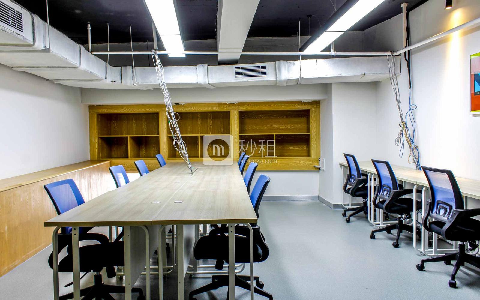 中电信息国际创客中心-桑达大厦写字楼出租54平米精装办公室8800元/间.月