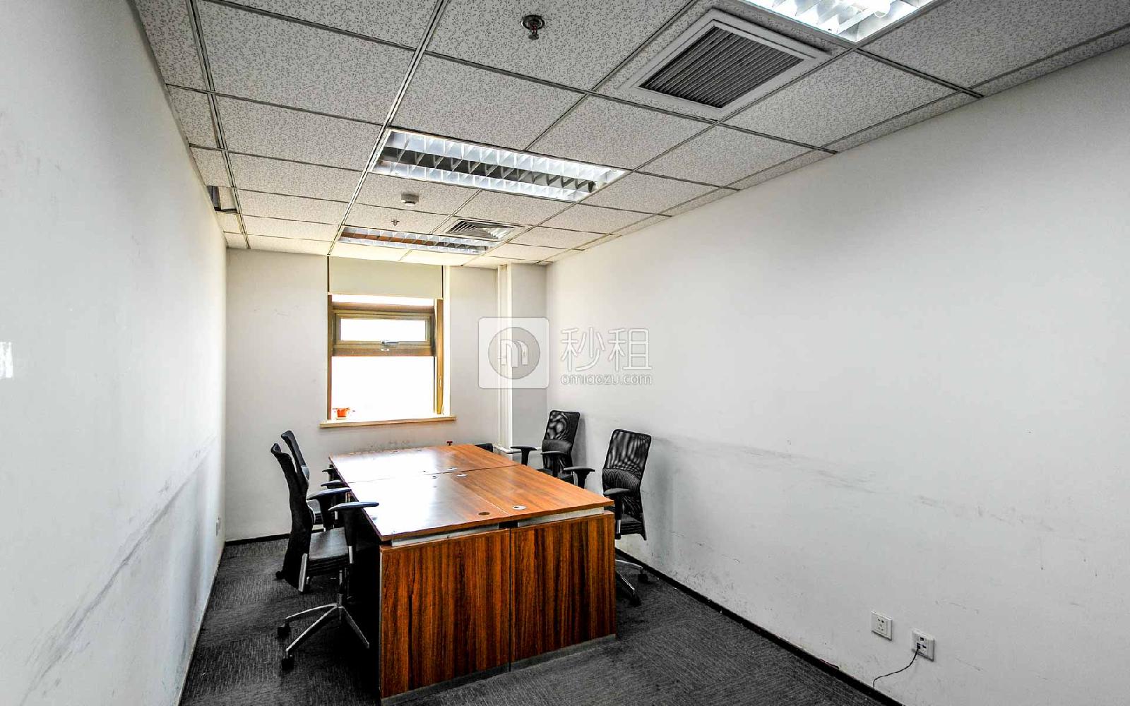 天银大厦-世鳌国际商务中心写字楼出租20平米精装办公室14000元/间.月
