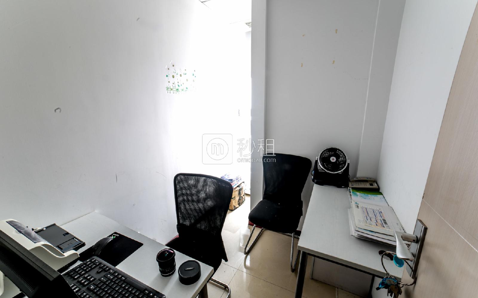 杨浦万达广场-创富港写字楼出租10平米精装办公室2190元/间.月