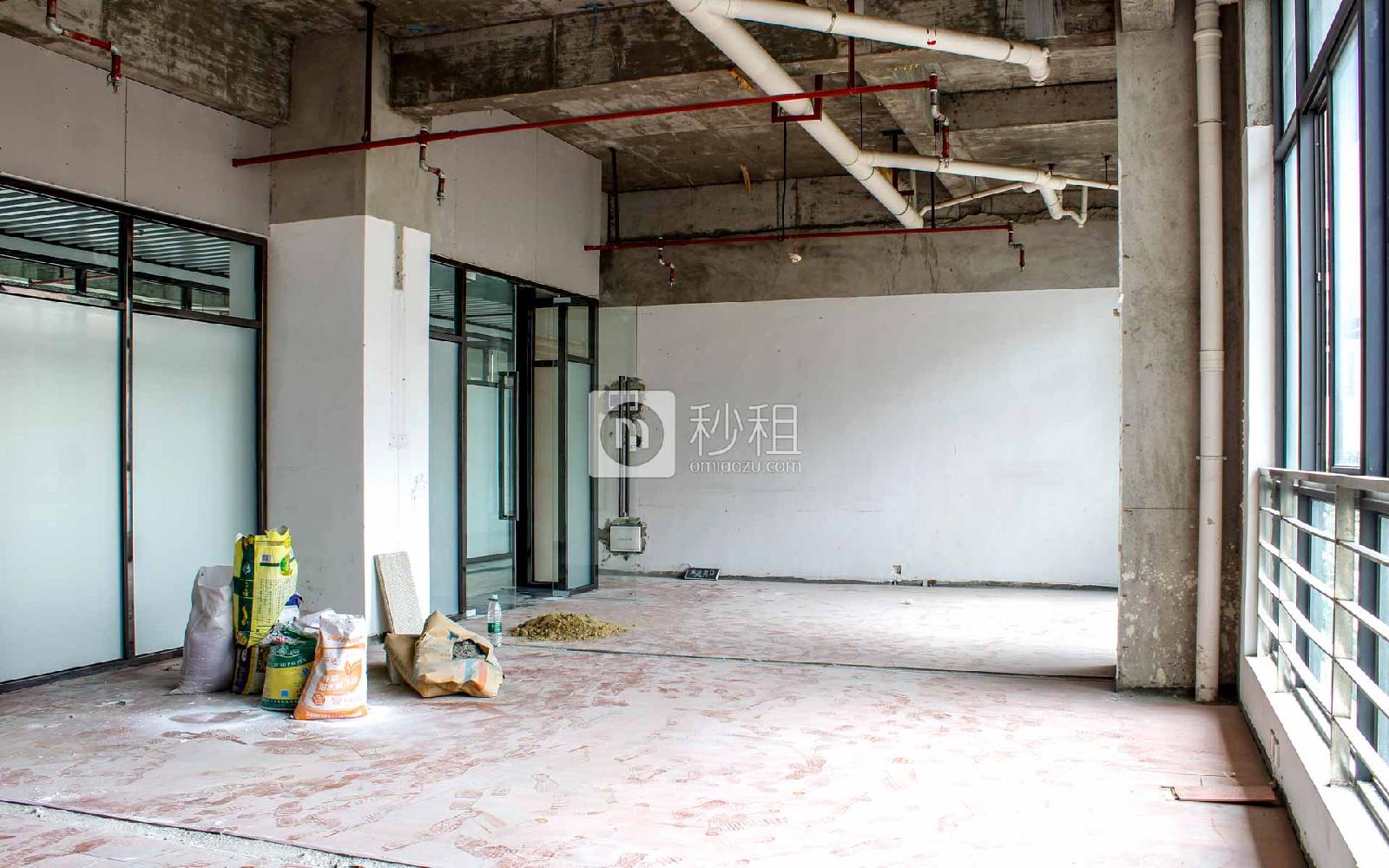 东方创业大厦写字楼出租150平米毛坯办公室35元/m².月