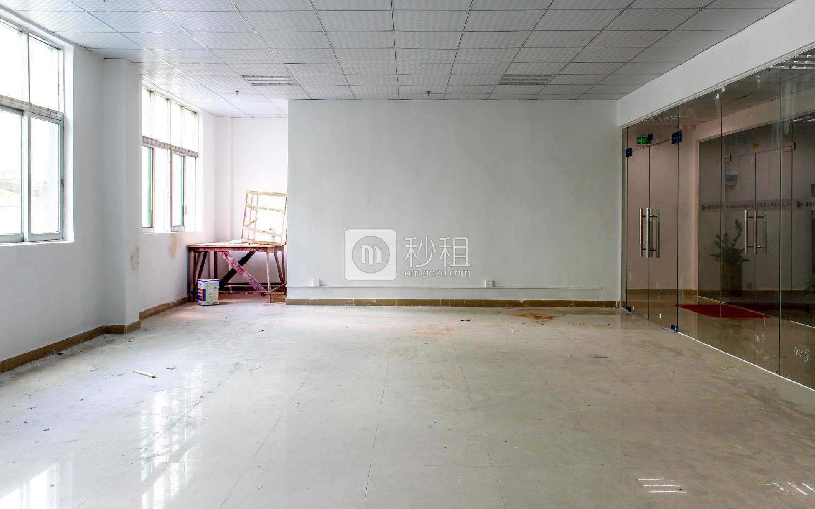万众茶城写字楼出租110平米简装办公室45元/m².月