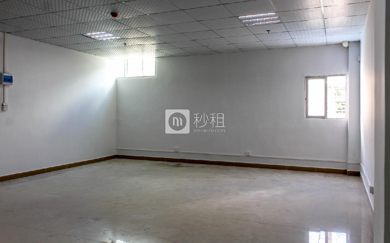 万众茶城写字楼出租75平米简装办公室40元/m².月