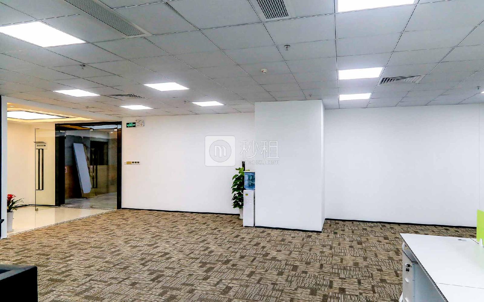 汇海广场写字楼出租646平米精装办公室85元/m².月