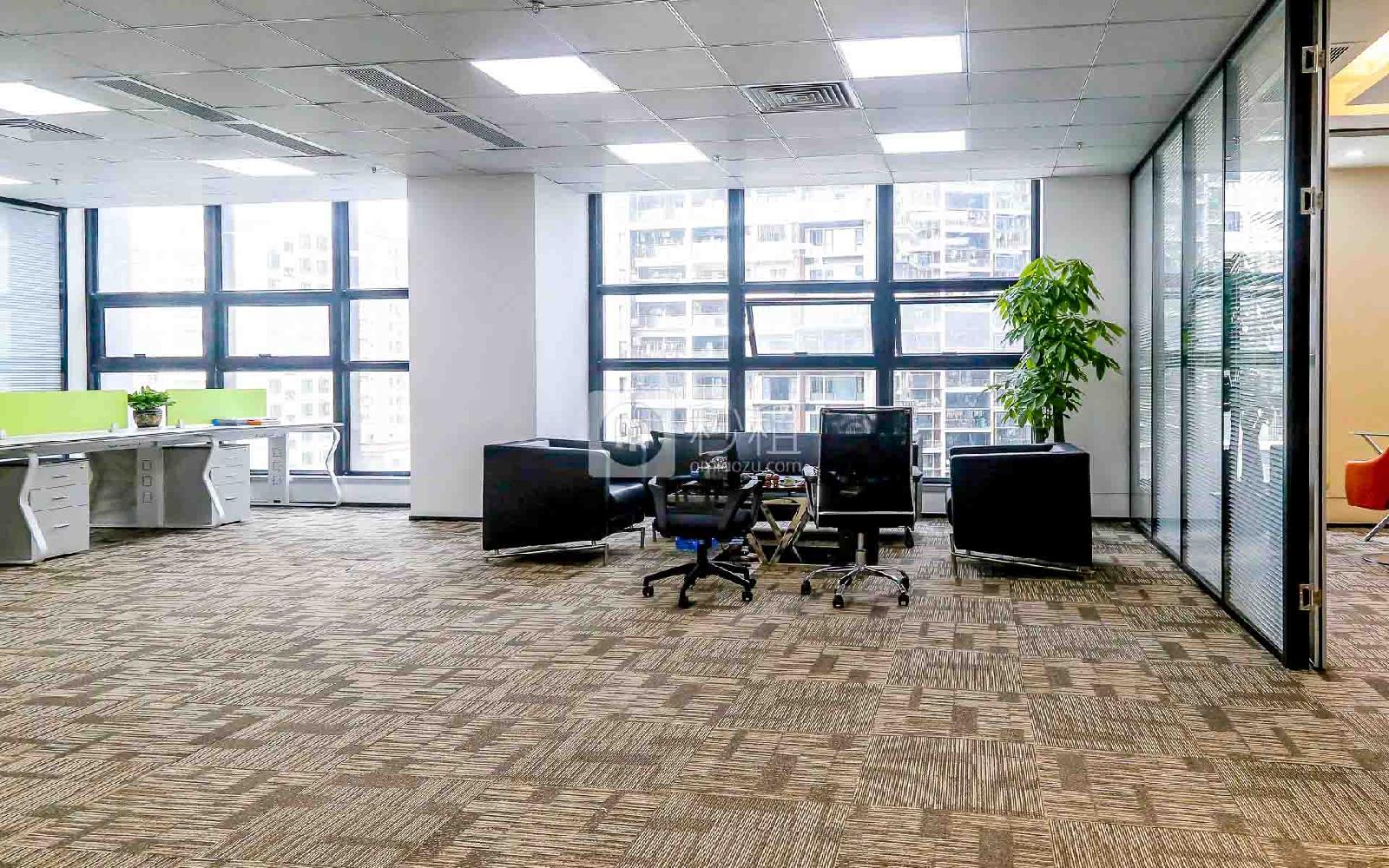 汇海广场写字楼出租641平米精装办公室85元/m².月