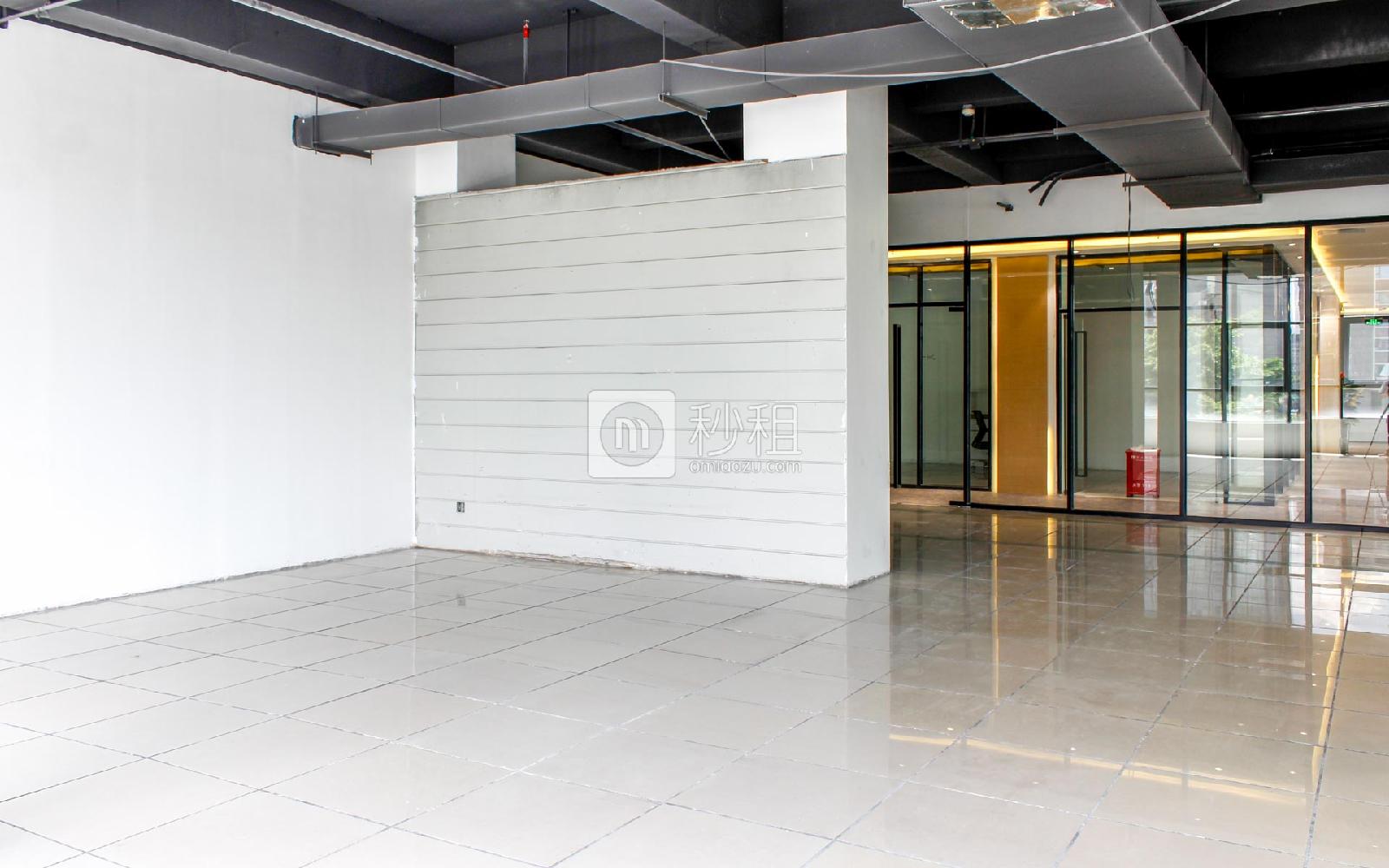 云族•创客中心写字楼出租135平米简装办公室85元/m².月