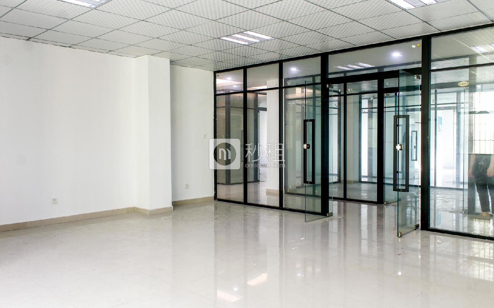 泰松大厦写字楼出租68平米简装办公室36元/m².月