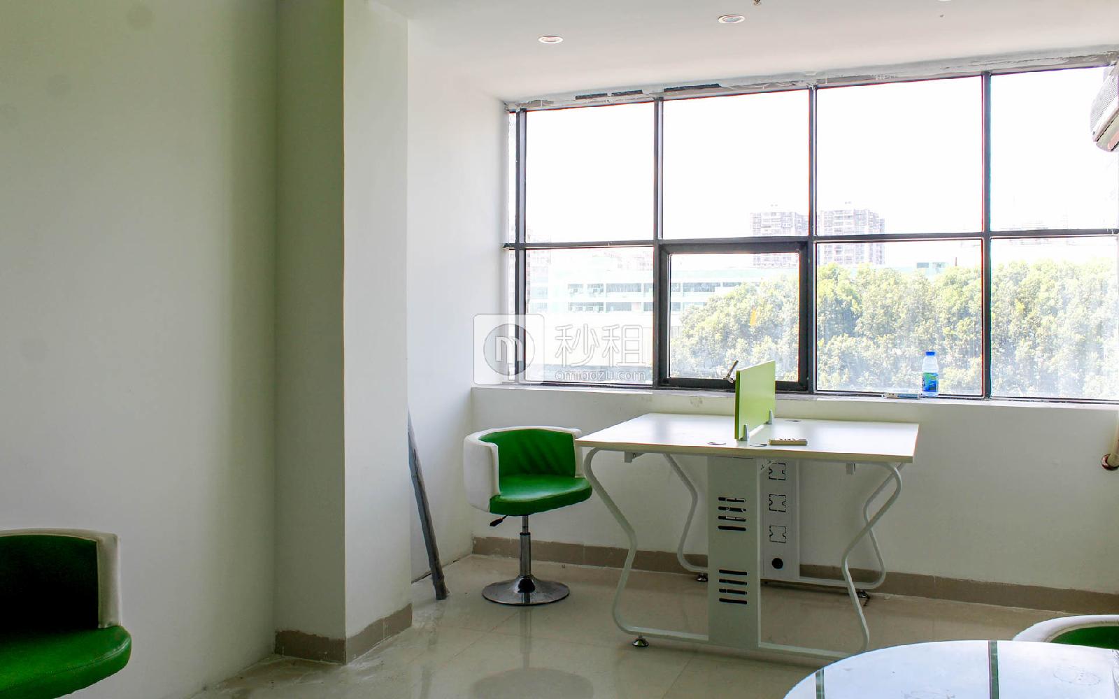 OTO创客+写字楼出租52平米精装办公室68元/m².月