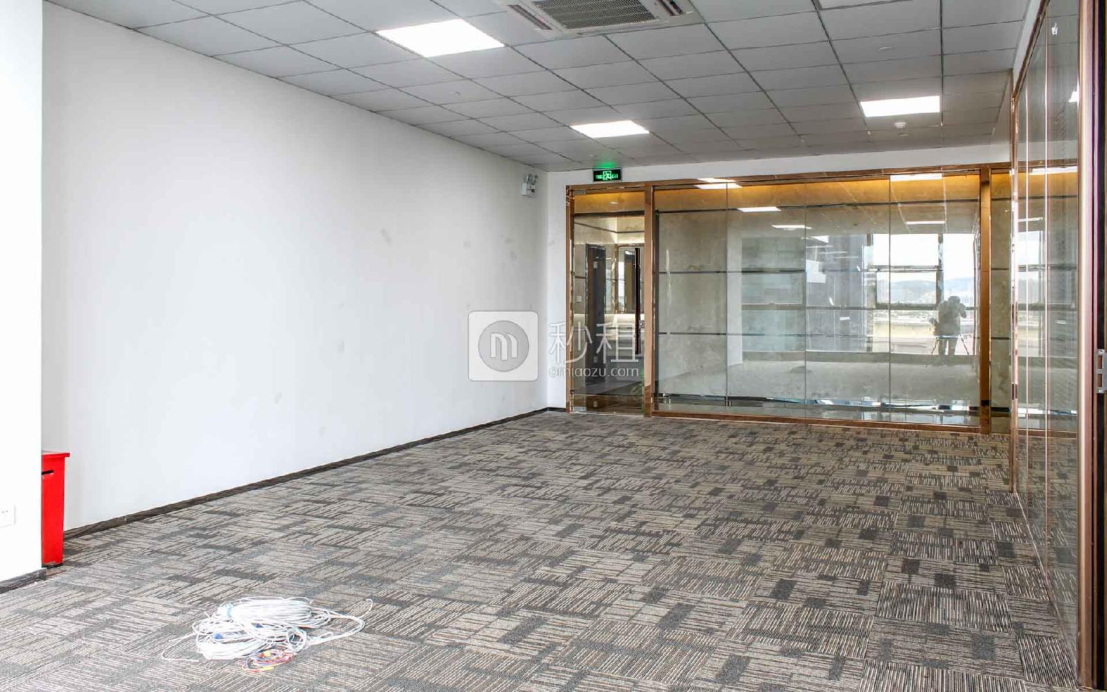 天安云谷		写字楼出租173平米精装办公室88元/m².月