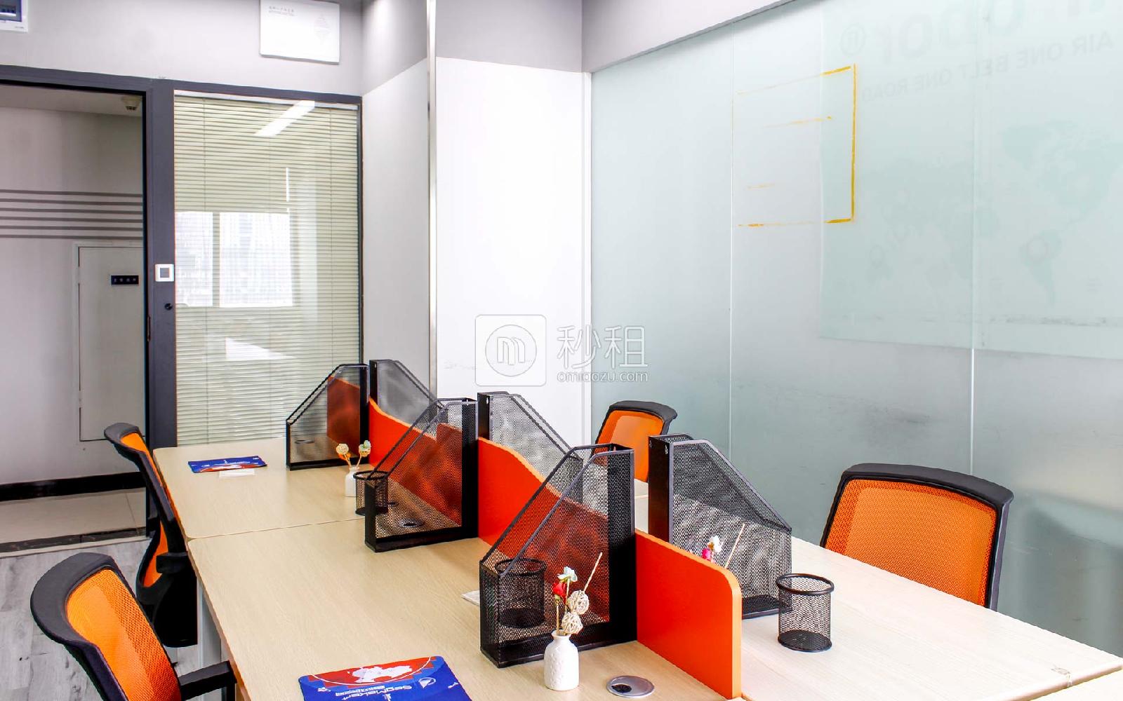 赛格众创空间-赛格广场写字楼出租44平米精装办公室7880元/间.月