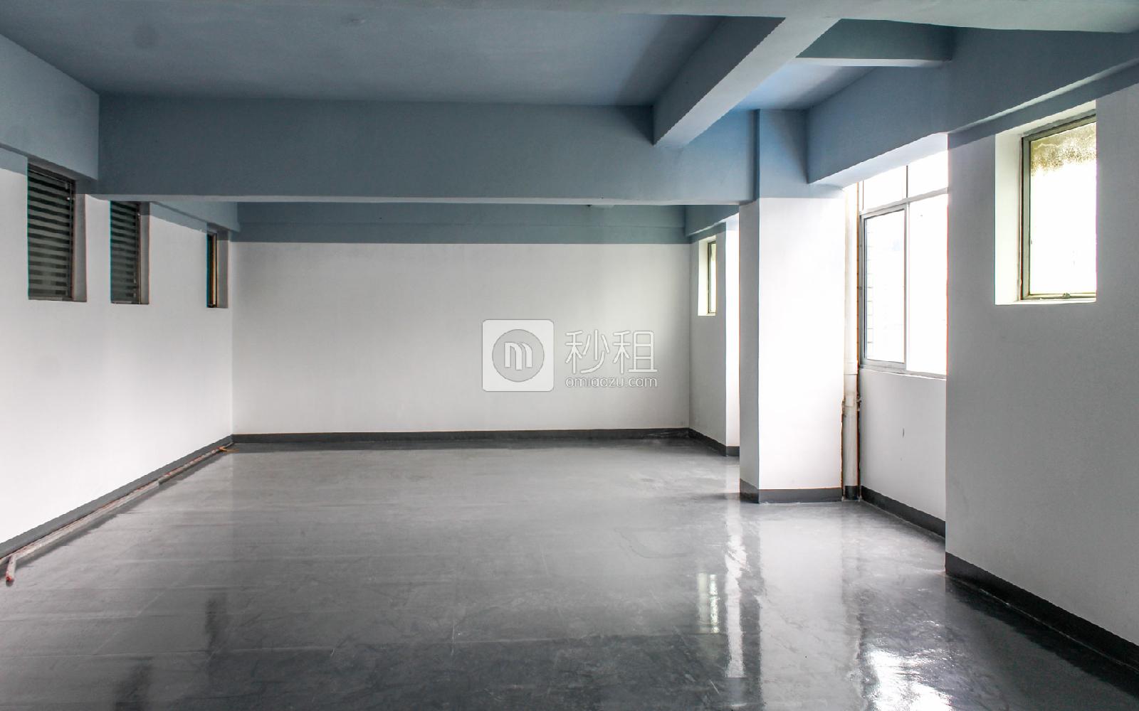 青年电商中心写字楼出租120平米简装办公室26元/m².月