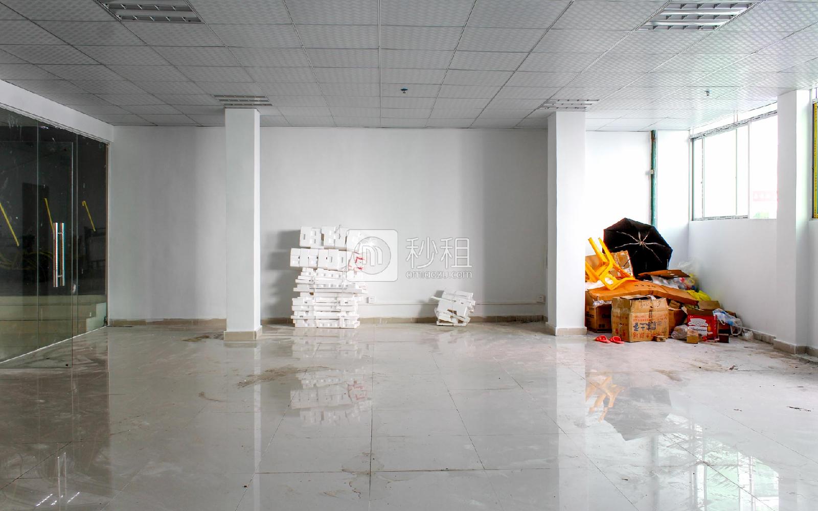 万众茶城写字楼出租85平米精装办公室40元/m².月