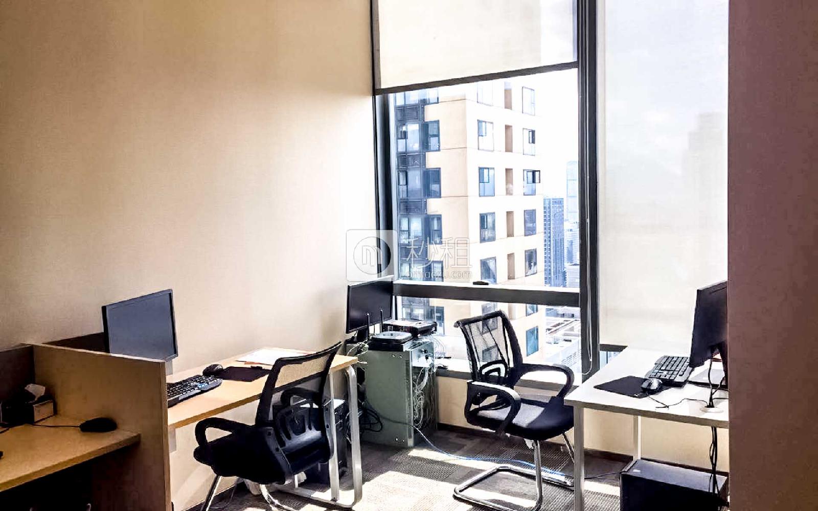 和黄世纪汇广场写字楼出租258平米精装办公室210元/m².月