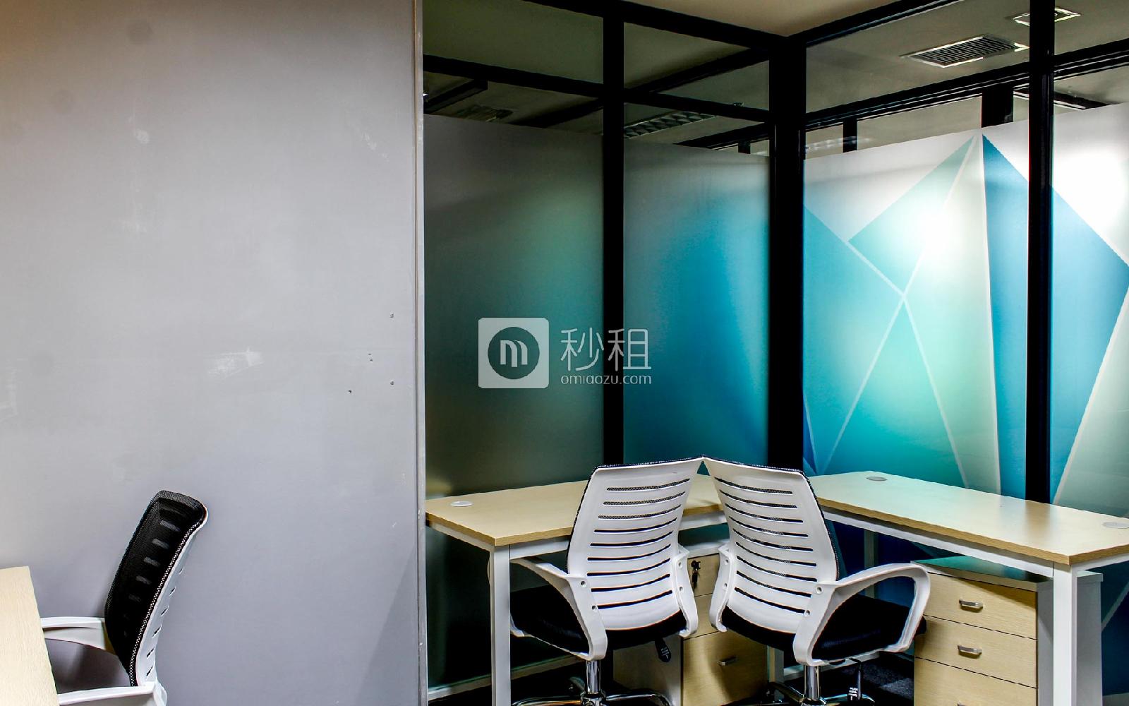 富通城-途哥沃客创业社区写字楼出租20平米精装办公室7200元/间.月