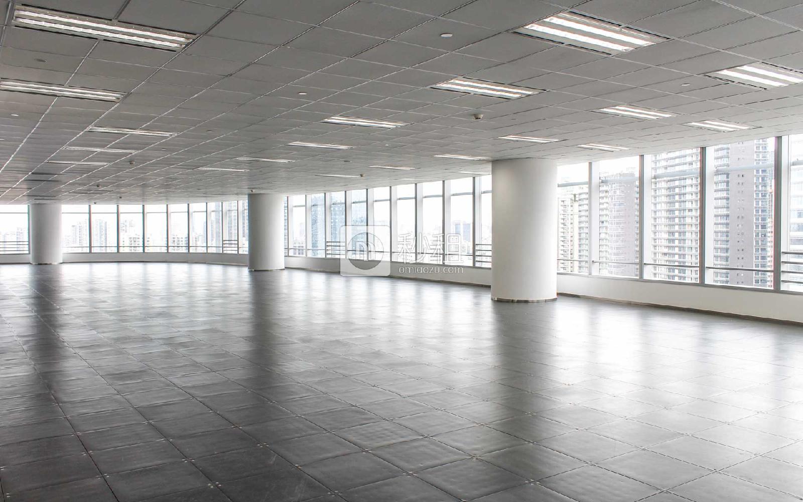 来福士广场写字楼出租2100平米简装办公室230元/m².月