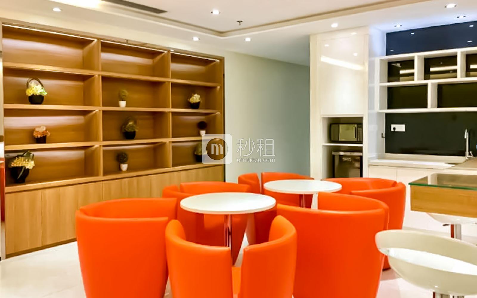 迈科龙大厦写字楼出租260平米精装办公室130元/m².月