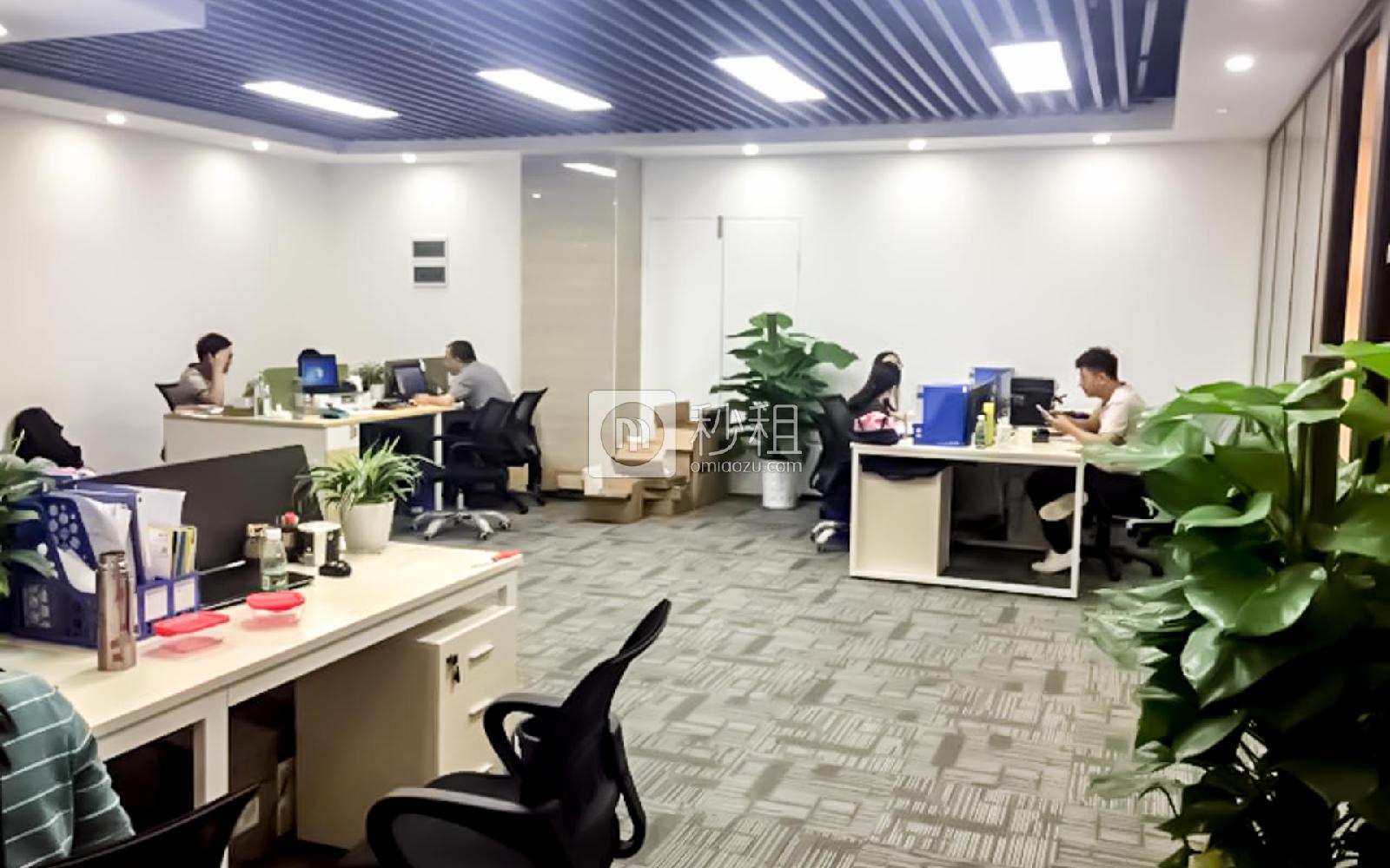 彩虹科技大厦写字楼出租253平米精装办公室85元/m².月