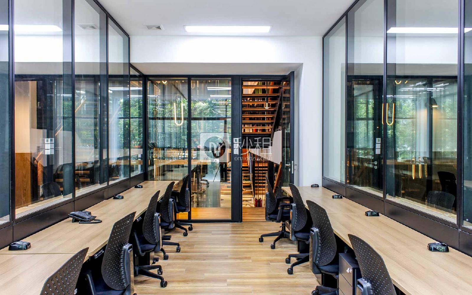 风火创意园-Bee+G&G办公空间写字楼出租70平米精装办公室21000元/间.月