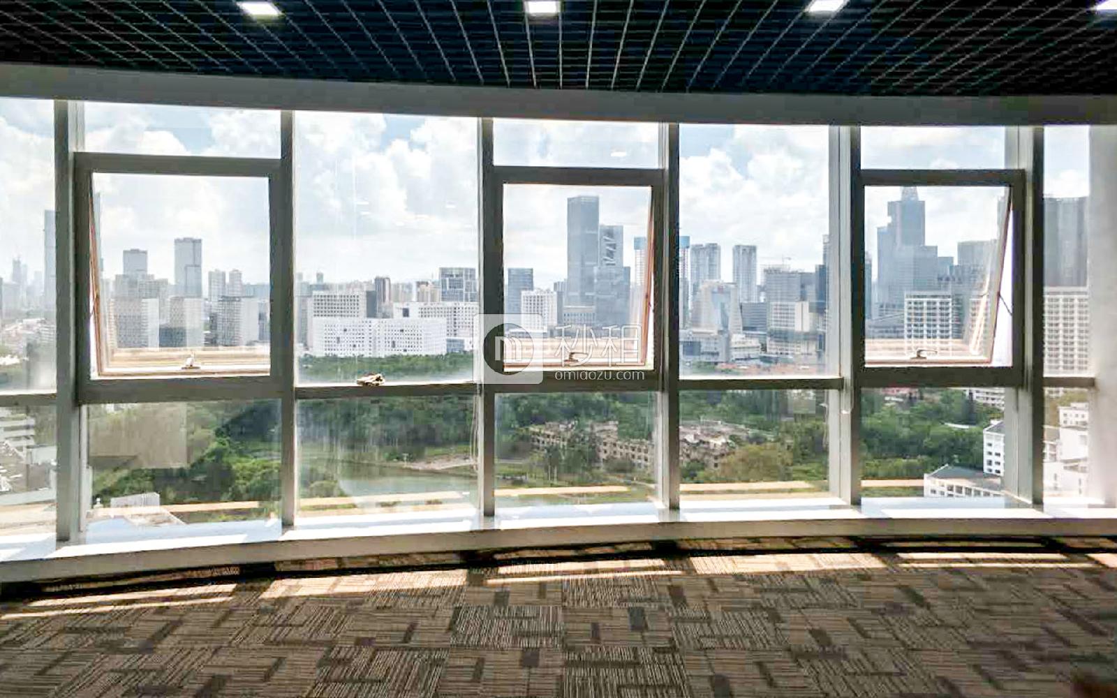 汉京国际大厦写字楼出租319平米精装办公室135元/m².月