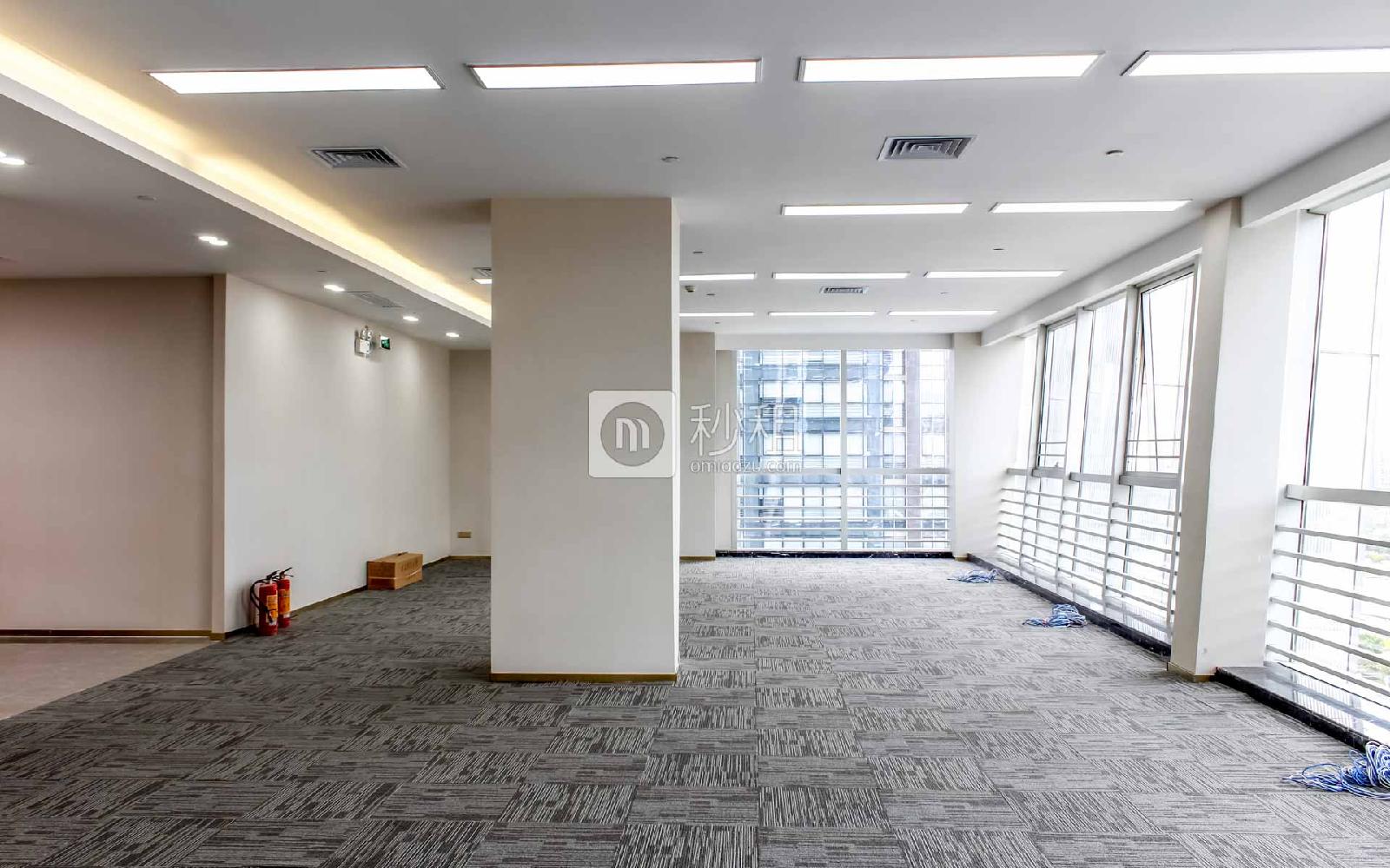 龙光世纪大厦写字楼出租307.56平米精装办公室160元/m².月