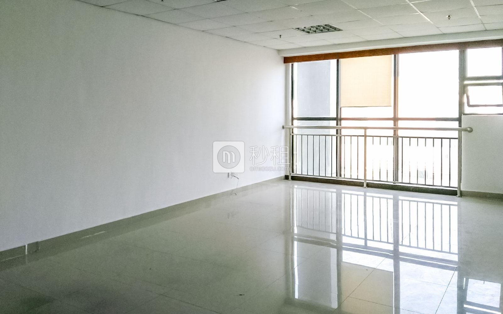 华丰国际商务大厦写字楼出租71平米精装办公室65元/m².月