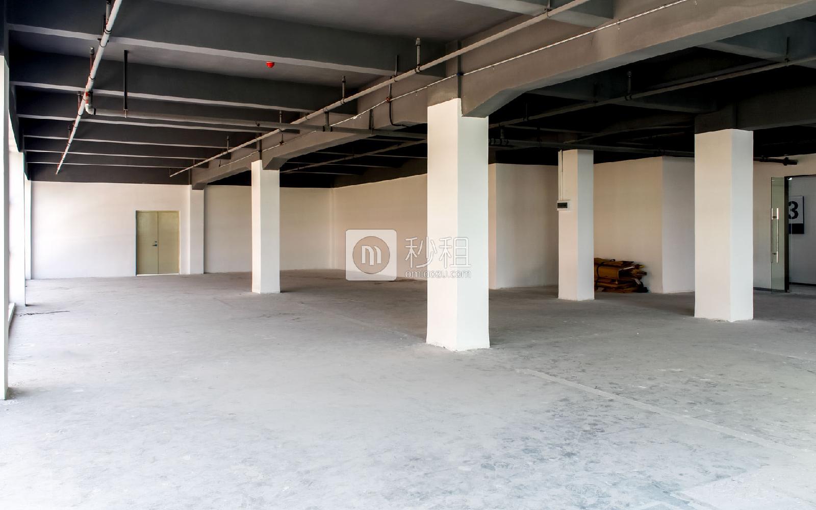 智慧谷创新园（横岗）写字楼出租200平米简装办公室45元/m².月