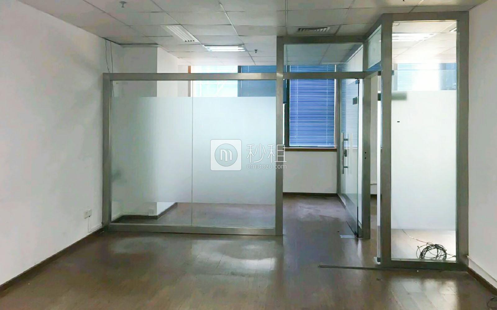 光浩国际中心写字楼出租132平米简装办公室85元/m².月