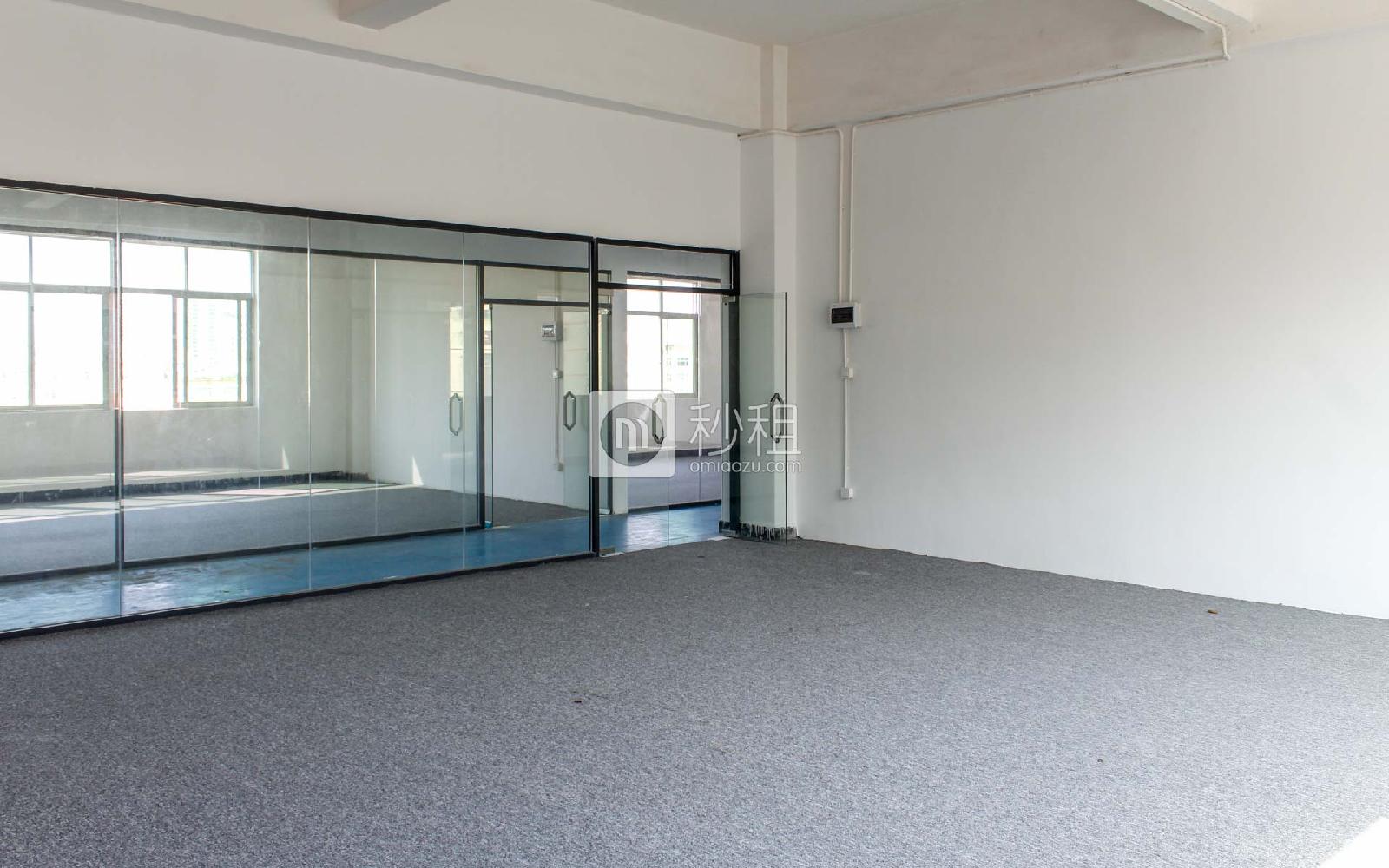 几何电商园写字楼出租120平米简装办公室46元/m².月