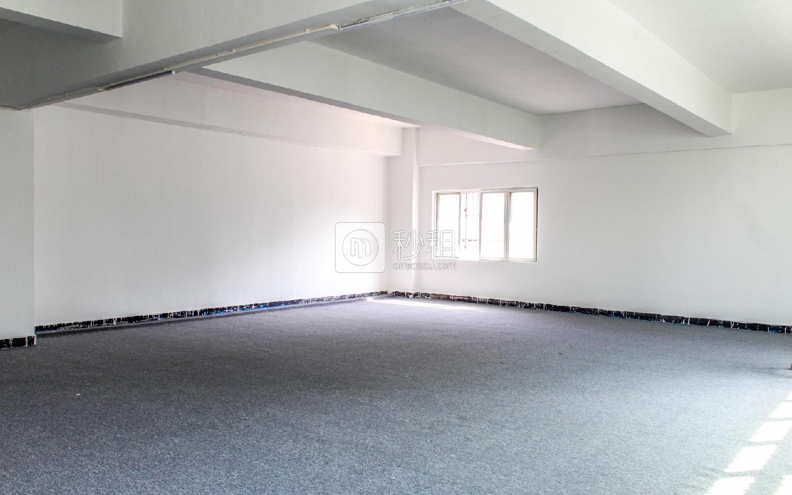 几何电商园（顺兴园）写字楼出租260平米简装办公室46元/m².月