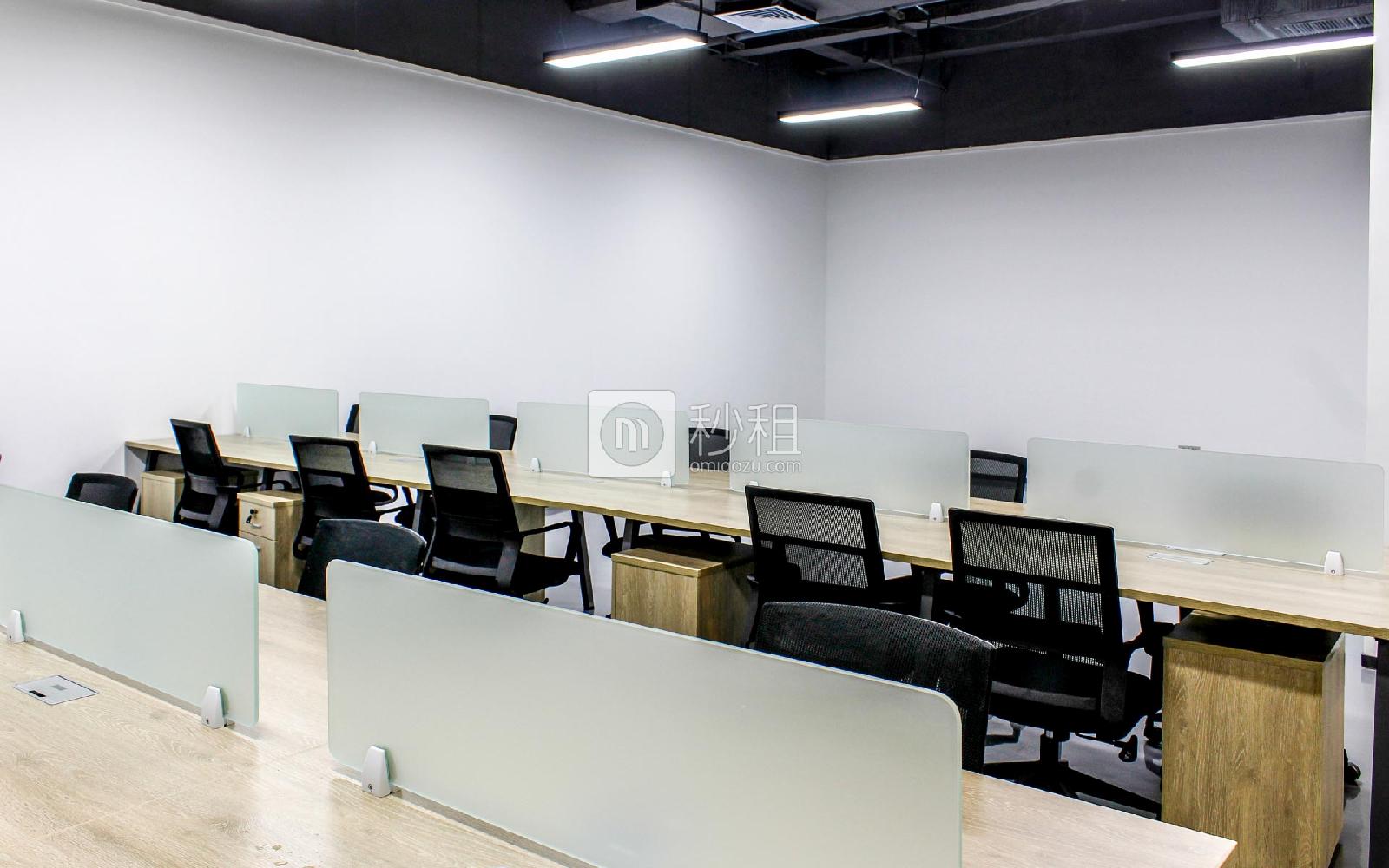 波顿科技园-万科云创·世界树互联网空间写字楼出租186平米精装办公室115元/m².月