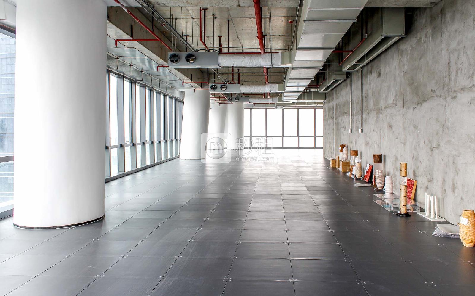 地铁金融科技大厦写字楼出租1600平米简装办公室135元/m².月