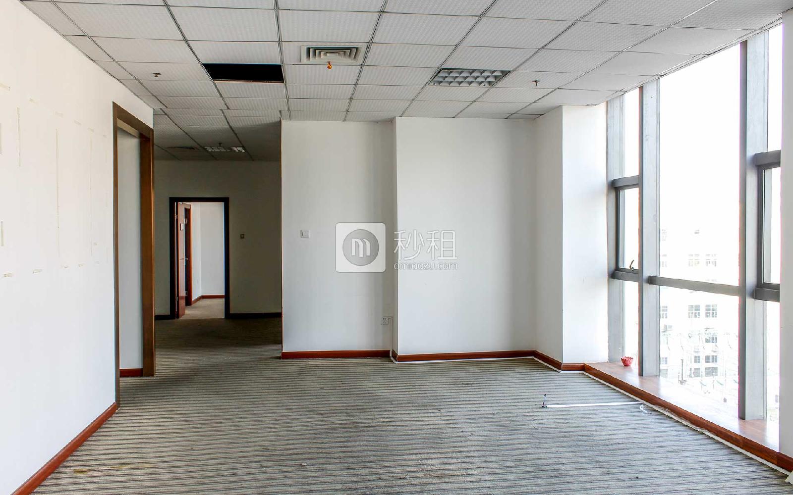 美兰国际商务中心写字楼出租280平米精装办公室100元/m².月