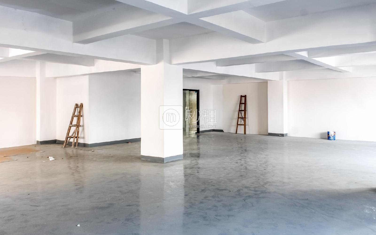 百思富创意空间写字楼出租550平米简装办公室33元/m².月